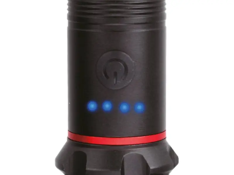 PANTHER PT-4226 USB ŞARJLI EL FENERİ PANTHER PT-4226 USB ŞARJLI EL FENERİ